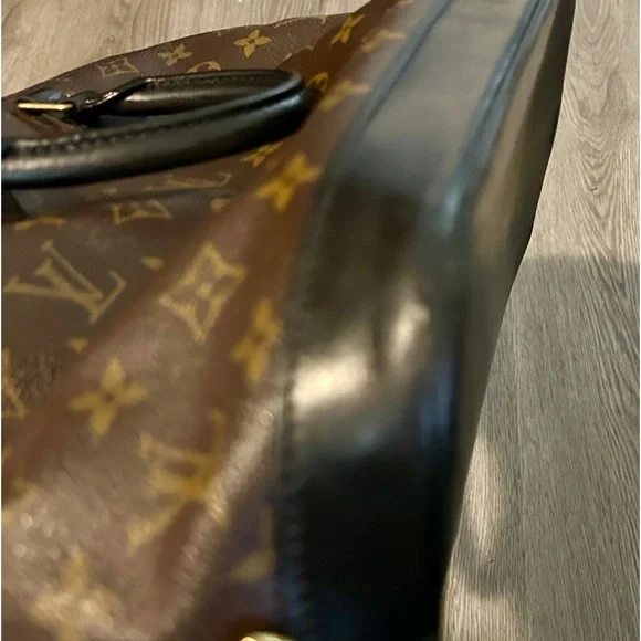 Authentic Louis Vuitton Alma PM BA0995 - Picture 14 of 16